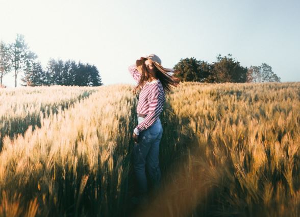 男女分手最深刻的分析：金钱、感情、现实的交换，因为钱分手